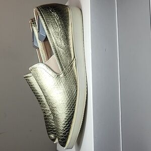 RFH gold snake embossed pointed toe shoes size 8.5